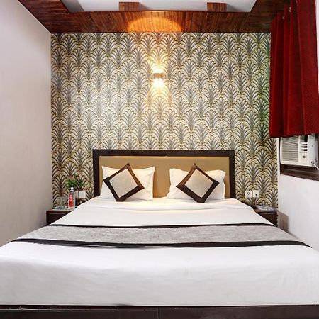 Hotel Delhi Darbar Exteriör bild